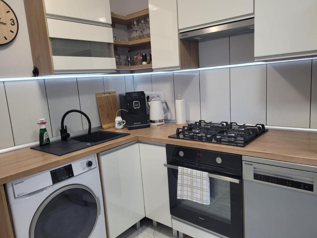 Apertament Jowisz Apartamento Zabrze Exterior foto