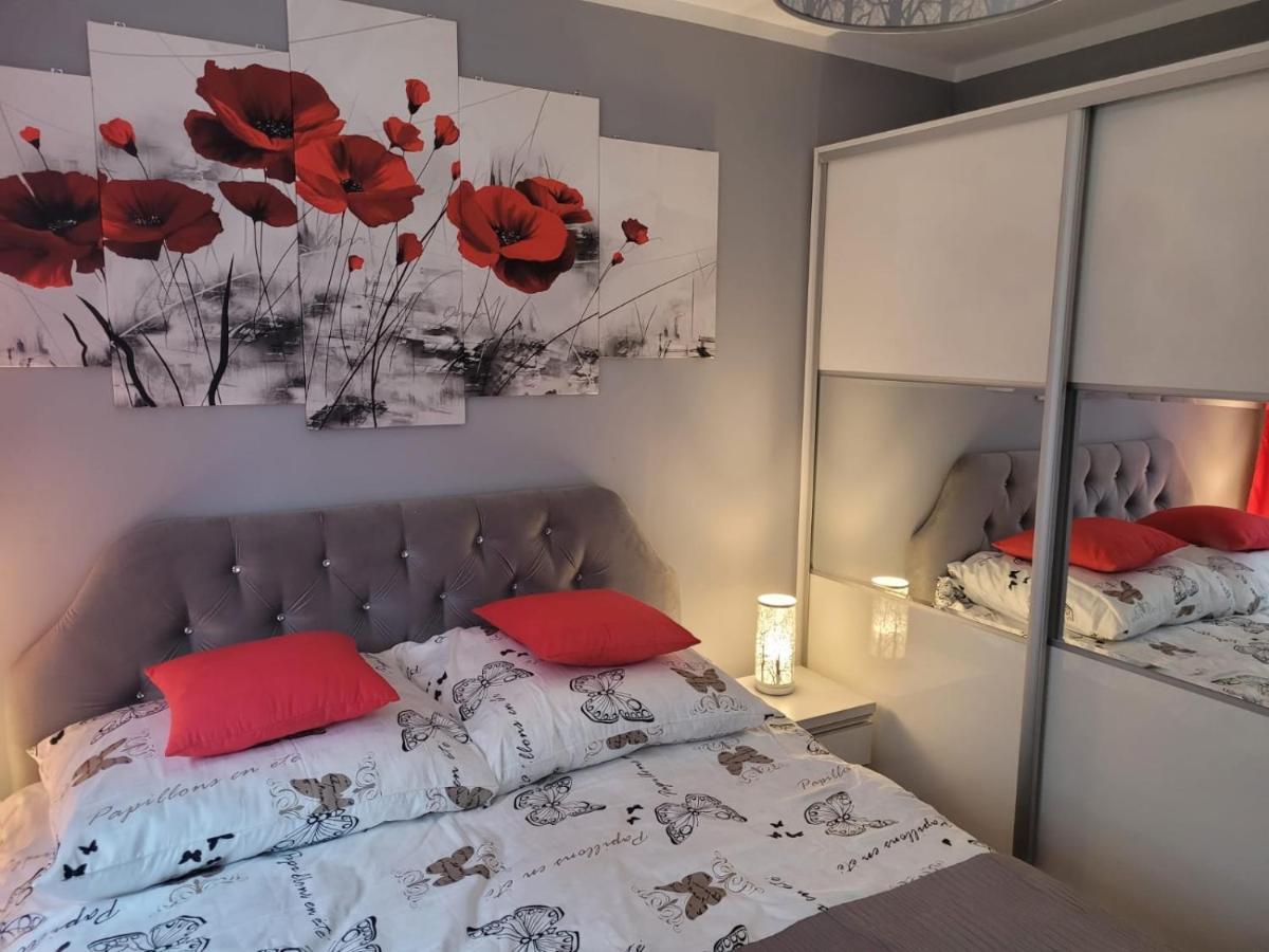 Apertament Jowisz Apartamento Zabrze Exterior foto