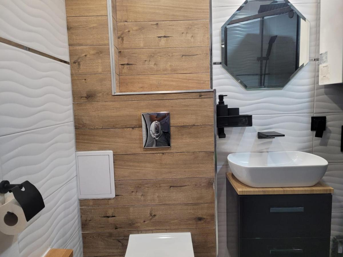 Apertament Jowisz Apartamento Zabrze Exterior foto